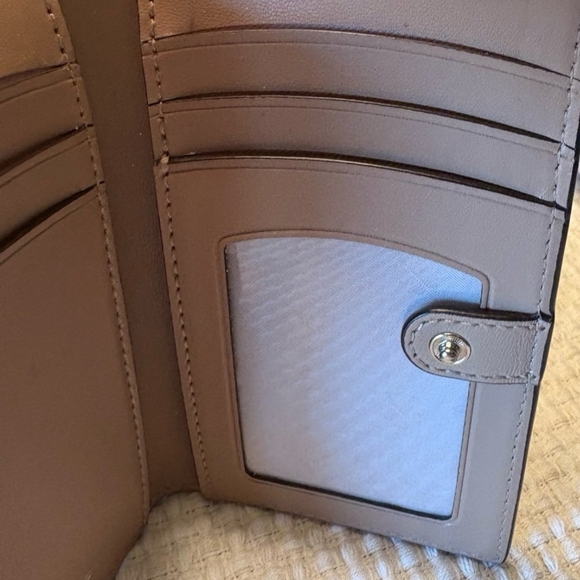 Kate Spade Gold Glitter Wallet - Picture 7 of 10